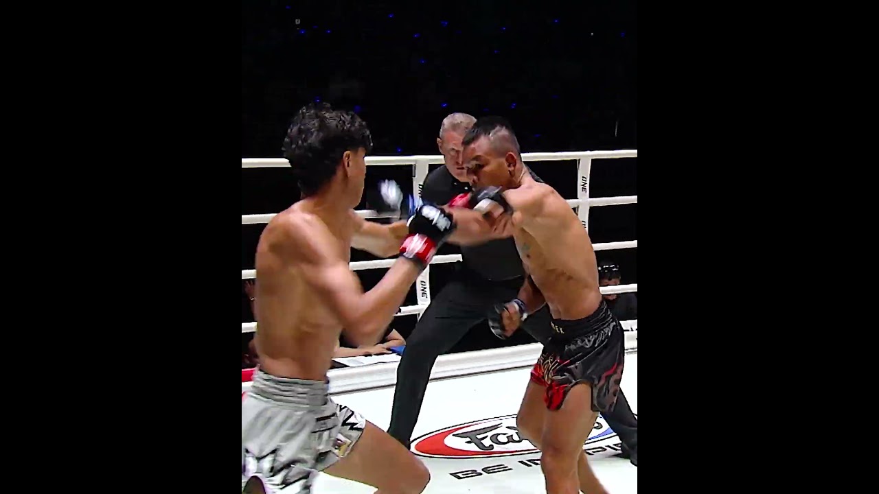 KNEES ON FIRE  Witness Nabil Anane's thrilling Muay Thai scrap with Soe Lin Oo!