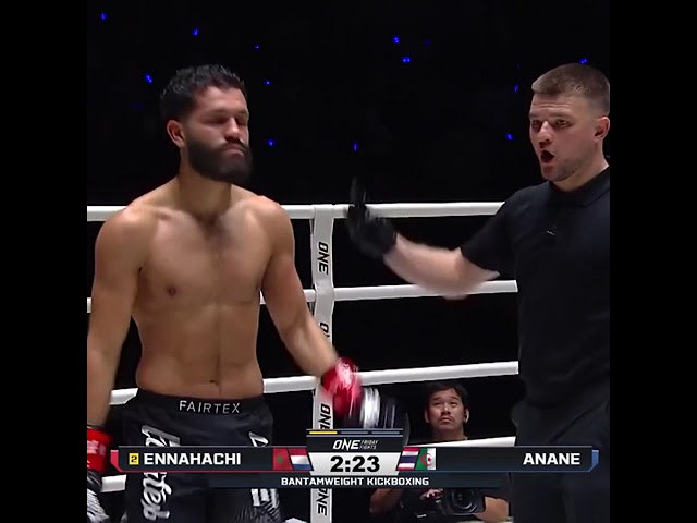 Nabil Anane DROPS Ilias Ennahachi in the opening minute