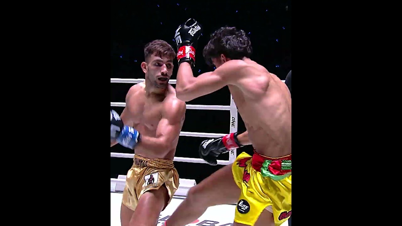 The WILD kickboxing banger between Mohammad Siasarani and Mohammed Boutasaa!