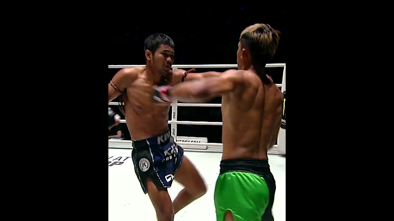 Wait for it  The WILD ending to a WILD Muay Thai fight between Muangthai and Kongsuk!