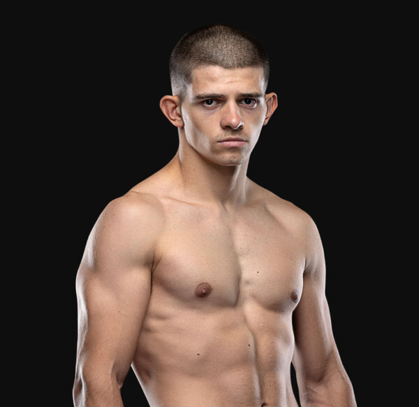 Erik_Luis hero 1200x1165