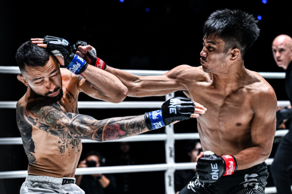 Jean Claude Saclag Juan Trujillo ONE Friday Fights 127 2