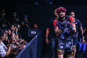 Shozo Isojima Nicolas Vigna ONE Fight Night 36 2