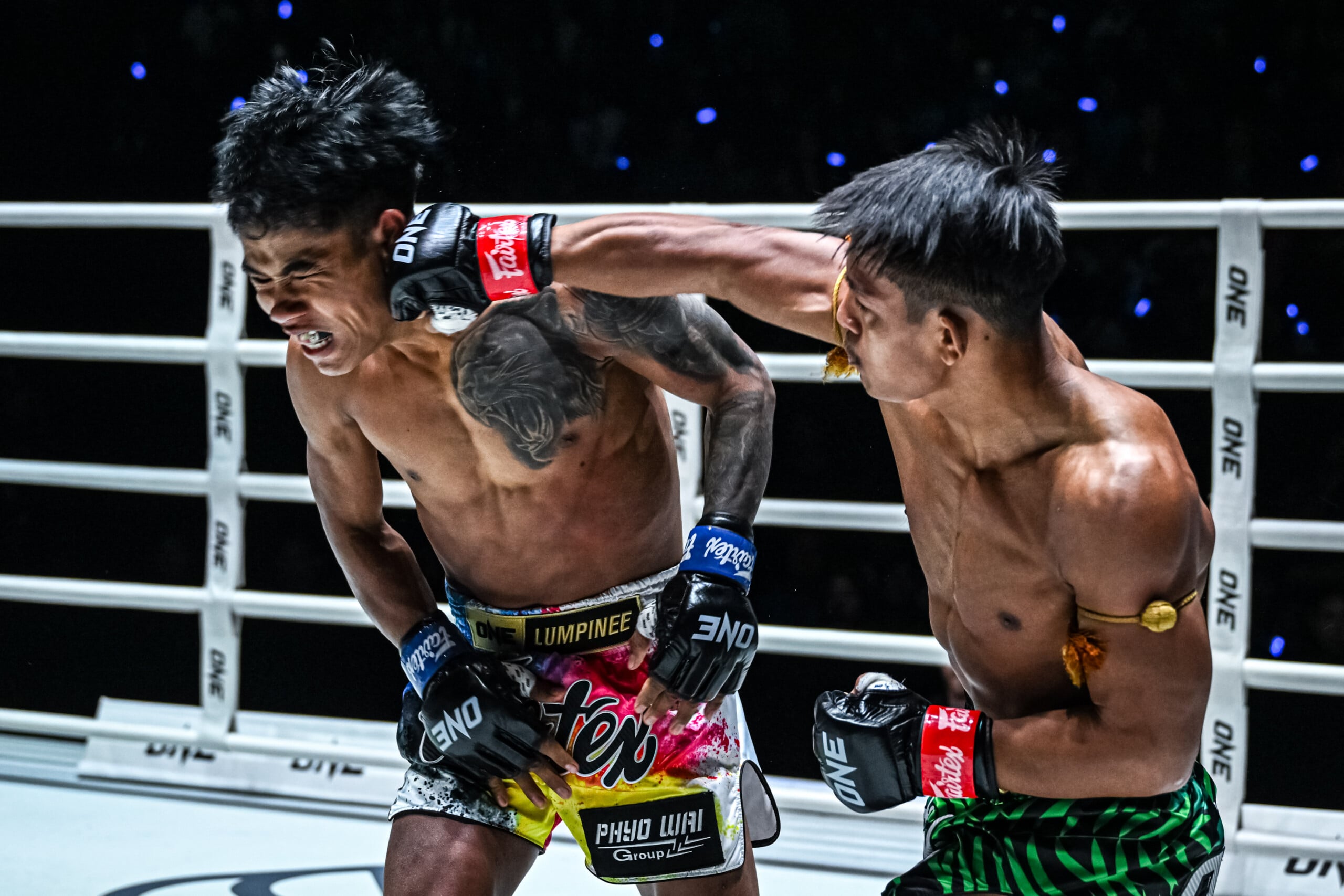 Songchainoi Kiatsongrit punches Salai Htan Khee Shein at ONE Friday Fights 130
