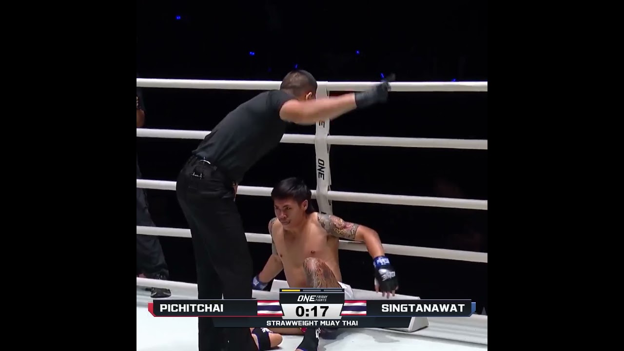 Done in ONE  Pichitchai pummels Singtanawat for his third straight win!