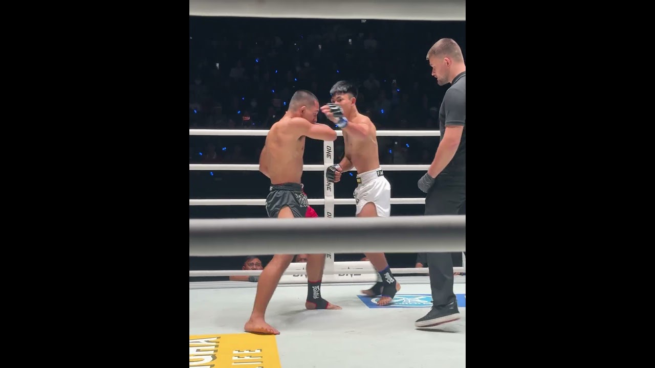 ELBOW BARRAGE  Can Petlampun dish out the damage against Ayad Albadr at ONE Friday Fights 129?