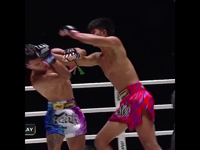 Fahlikit knocks down Mohamad Redho with a CLUBBING knee
