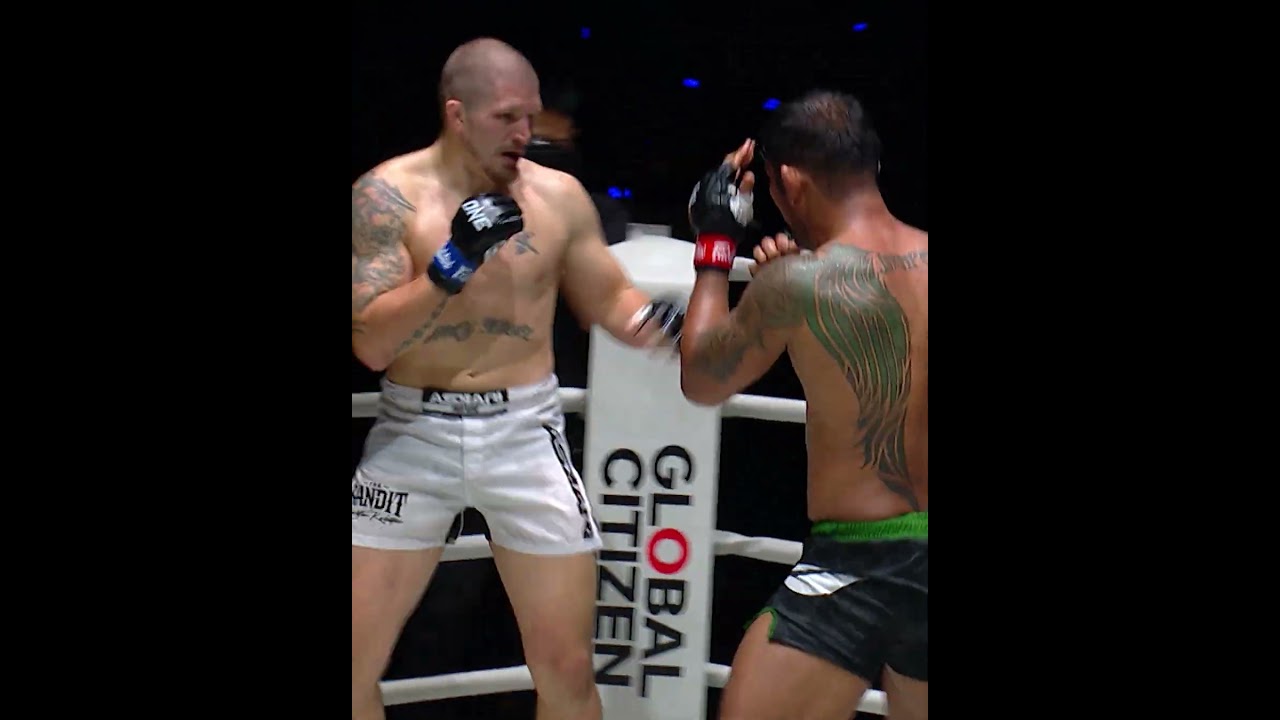 “The Burmese Python” bid farewell in epic fashion  Aung La vs. Kadestam highlights