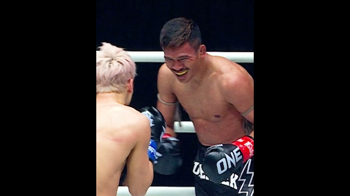 Superlek And Takeru Throw Down In Epic Kickboxing Banger - ONE