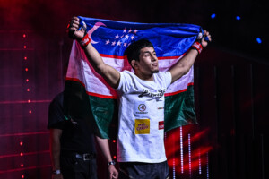 Avazbek Kholmirzaev Willie van Rooyen ONE Fight Night 37 3