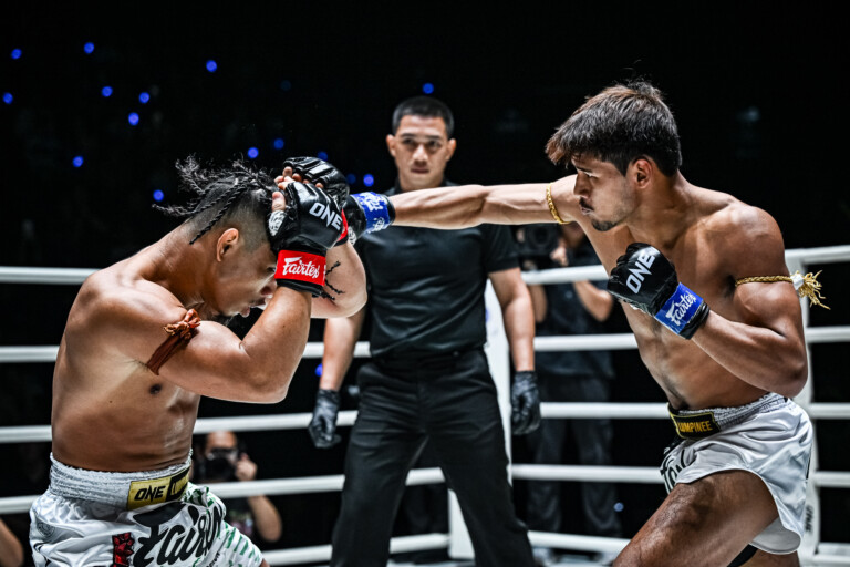 Decho Por Borirak Suriyanlek Por Yenying ONE Friday Fights 131 14
