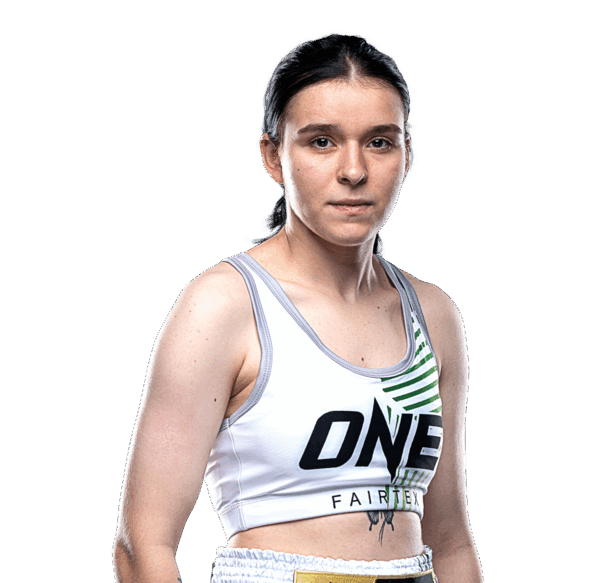 Oliwia_Dabrowski hero 1200x1165