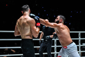 Samet Agdeve Roman Kryklia ONE Fight Night 37 14