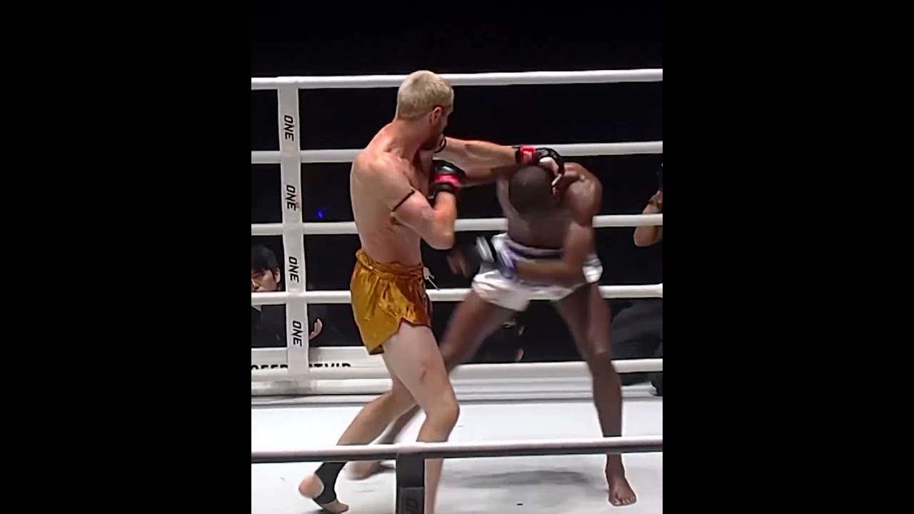 DOWN TO THE WIRE  Relive the thrilling last second climax of Bampara Kouyate vs. Luke Lessei!