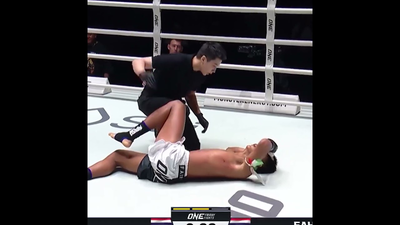 Pet is a BEAST  The 19 year old star stops Fahlikit for his fourth straight knockout!