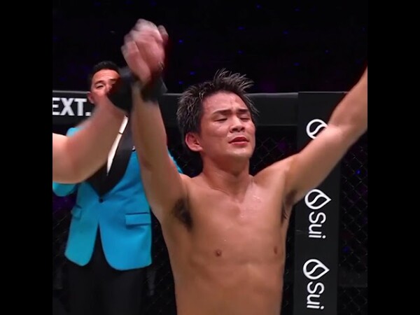 Striking MASTERCLASS  Yuki Yoza outduels Superlek for a massive unanimous decision win!