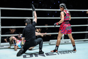 Duangdawnoi Looksaikongdin Regan Gowing ONE Friday Fights 137 7