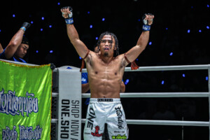 Gingsanglek Wor Kumchamnarn Suriyanlek Por Yenying ONE Friday Fights 137 1