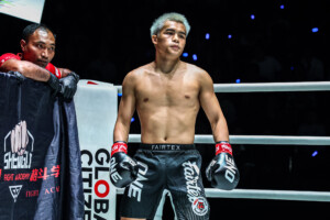 Zhang Peimian Thongpoon PK Saenchai ONE Friday Fights 137 6