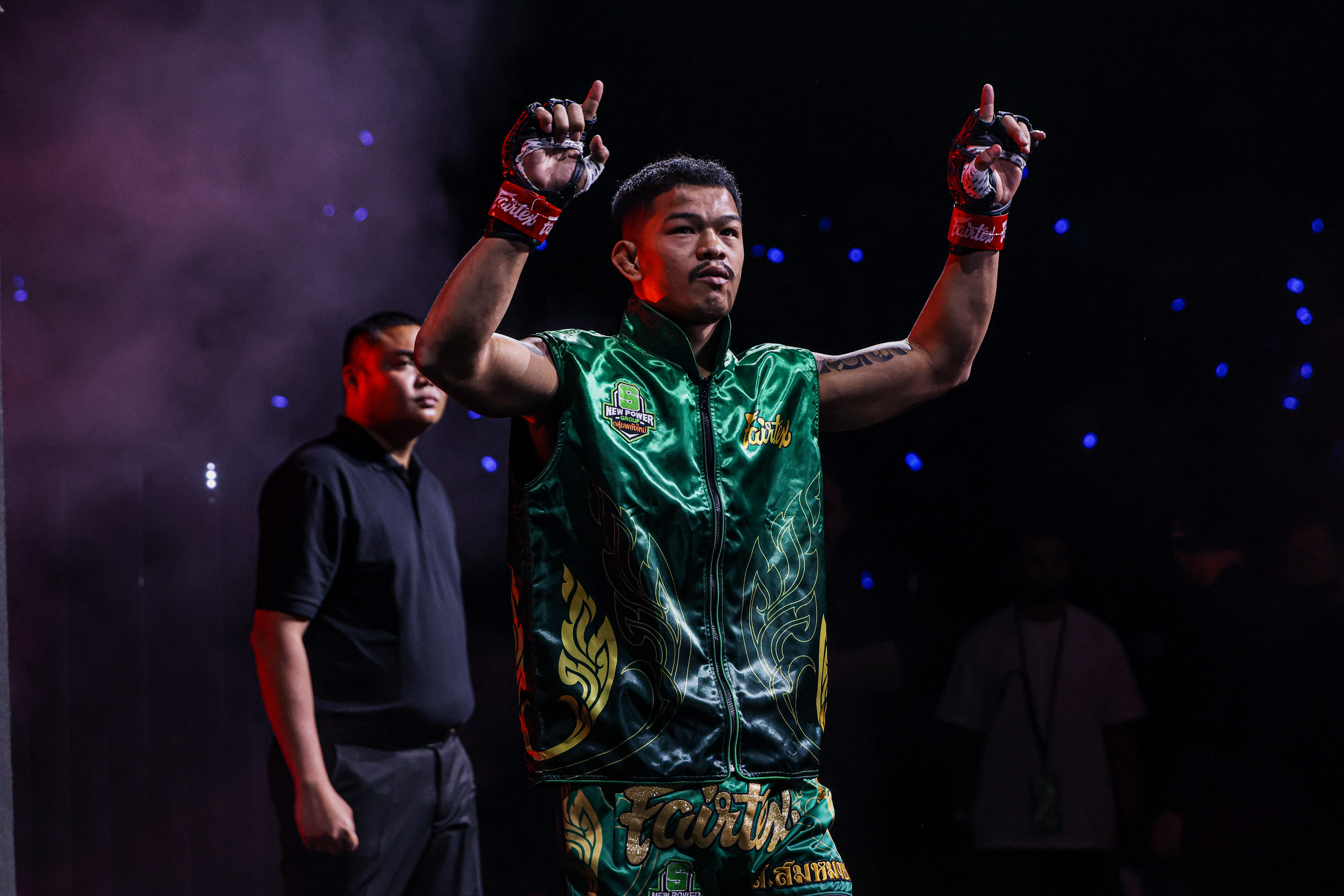 Asadula Imangazaliev Kongthoranee Sor Sommai ONE Fight Night 39 2.jpg