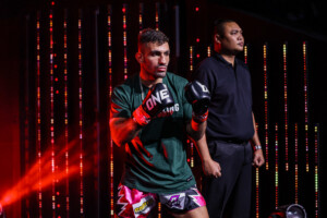 Mohammad Siasarani Pedro Dantas ONE Fight Night 39 10
