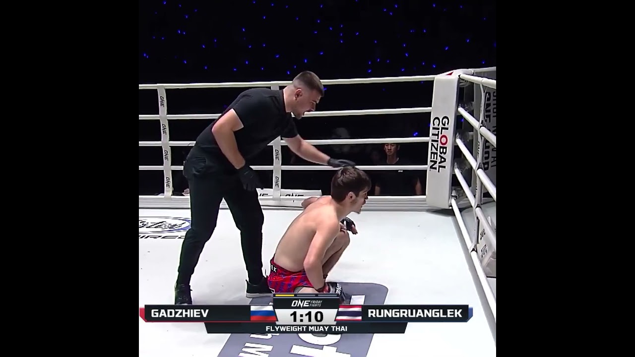 Bell RUNG  Rungruanglek starches Imam Gadzhiev in Round 1!