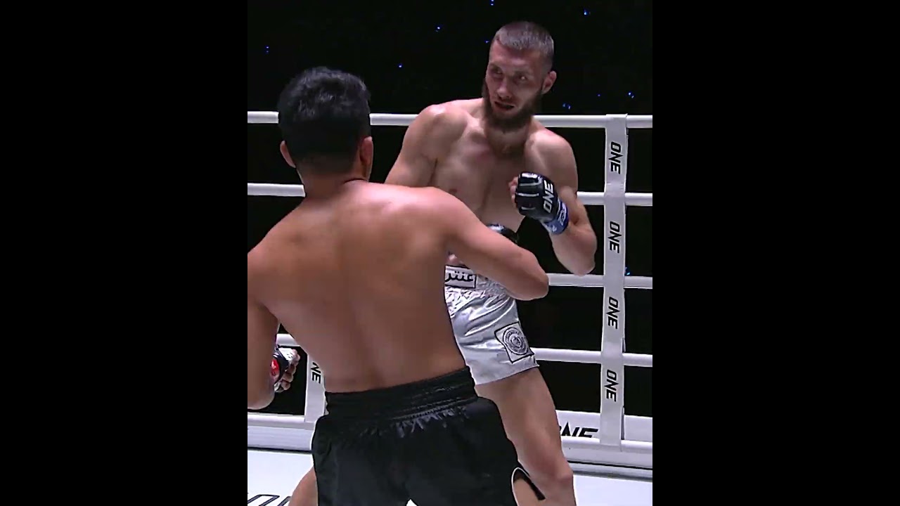 Muay Thai FIREFIGHT  The heated first showdown between Antar Kacem and Yodphupa!