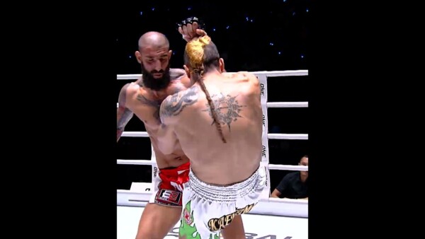 That’s gonna leave a mark  Throwback to when Antron Petrov landed a nasty elbow on Luca Lombardo!