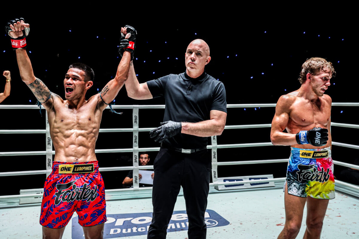 Buakaew Sor Sor Pakorn defeats Jacob Thompson at ONE Friday Fights 144