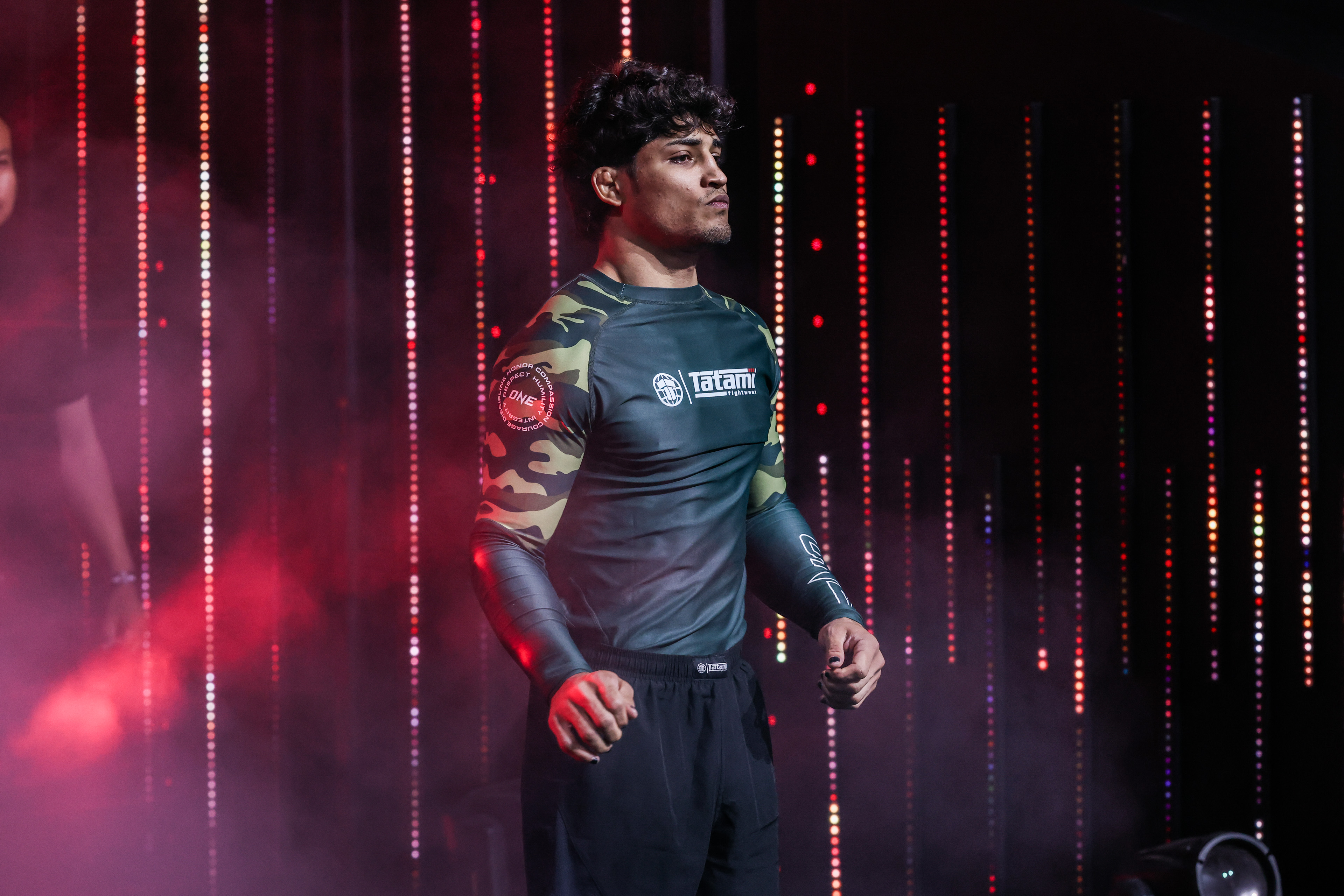 Fabricio Andrey Joao Mendes ONE Fight Night 40 2.jpg