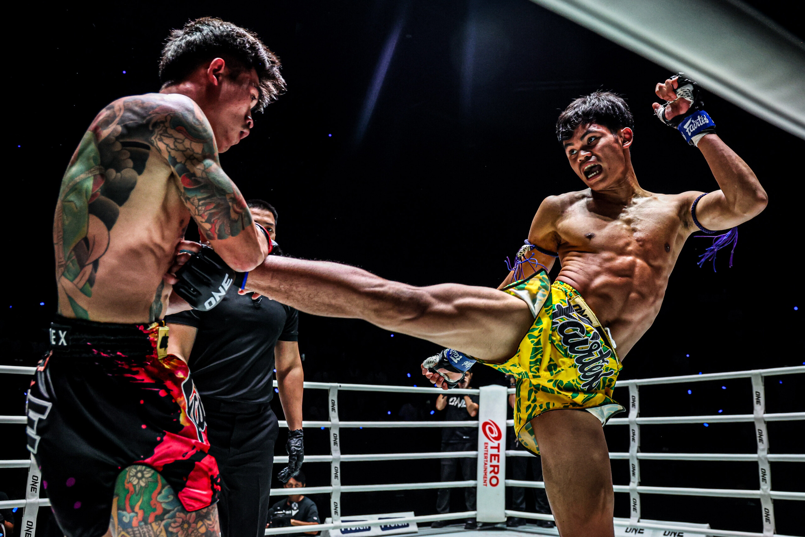 Lothong Kruaynaimuanggym Wanpadej Looksuan ONE Friday Fights 144 3