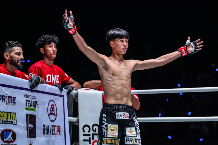 Yonis Anane Riamu Matsumoto ONE Friday Fights 142 3
