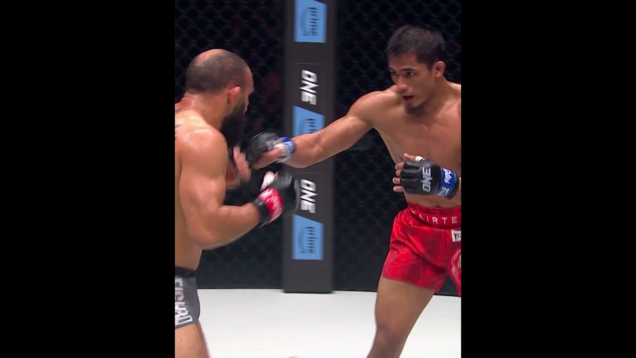 POWER Shots  Relive the intense collision between John Lineker and Stephen Loman back in 2023!