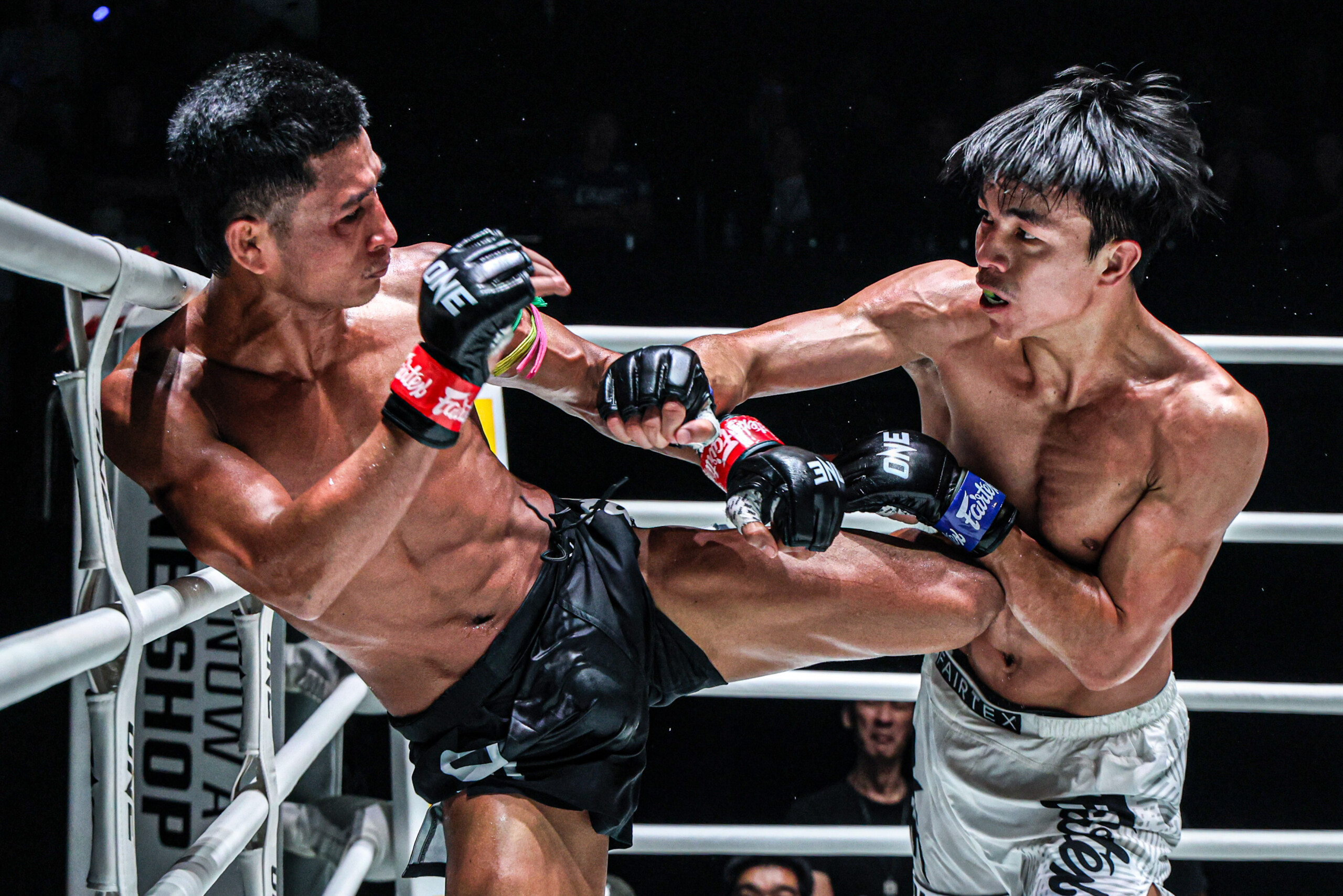 Dedduanglek Torfunfarm Sonrak Fairtex ONE Friday Fights 148 6