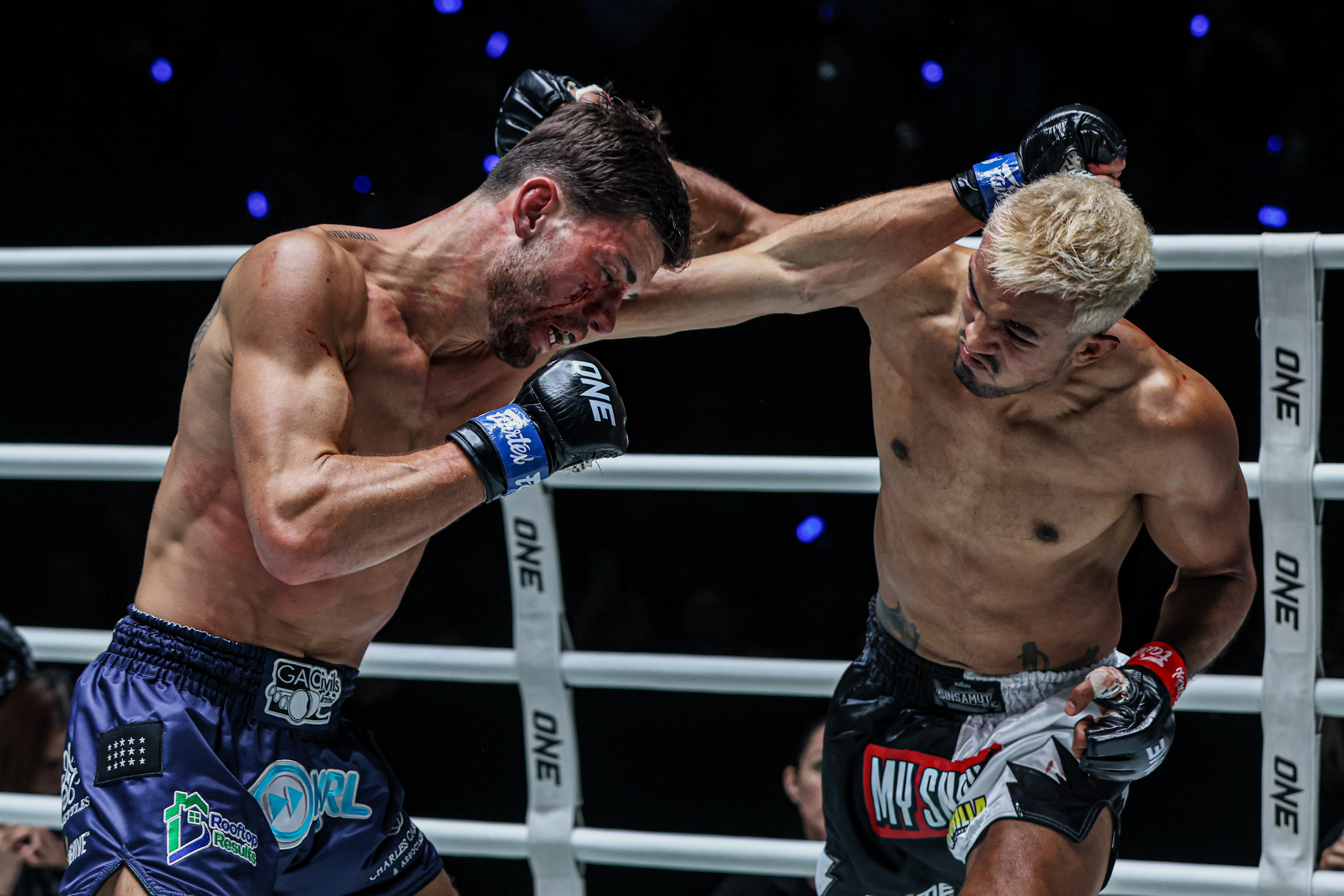 George Jarvis Sinsamut Klinmee ONE Fight Night 41 15.jpg