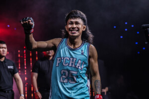 Willie van Rooyen Jeremy Miado ONE Fight Night 41 11