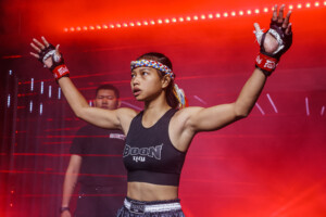 Yu Yau Pui Anna Jaroonsak ONE Fight Night 41 2