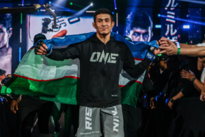 Avazbek Kholmirzaev Yuya Wakamatsu ONE SAMURAI 1 1