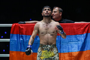 Hiroba Minowa Karen Ghazaryan ONE Fight Night 42 5