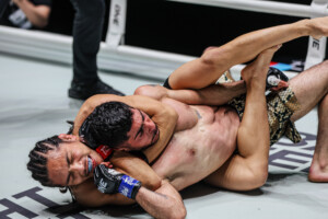 Hiroba Minowa Karen Ghazaryan ONE Fight Night 42 9