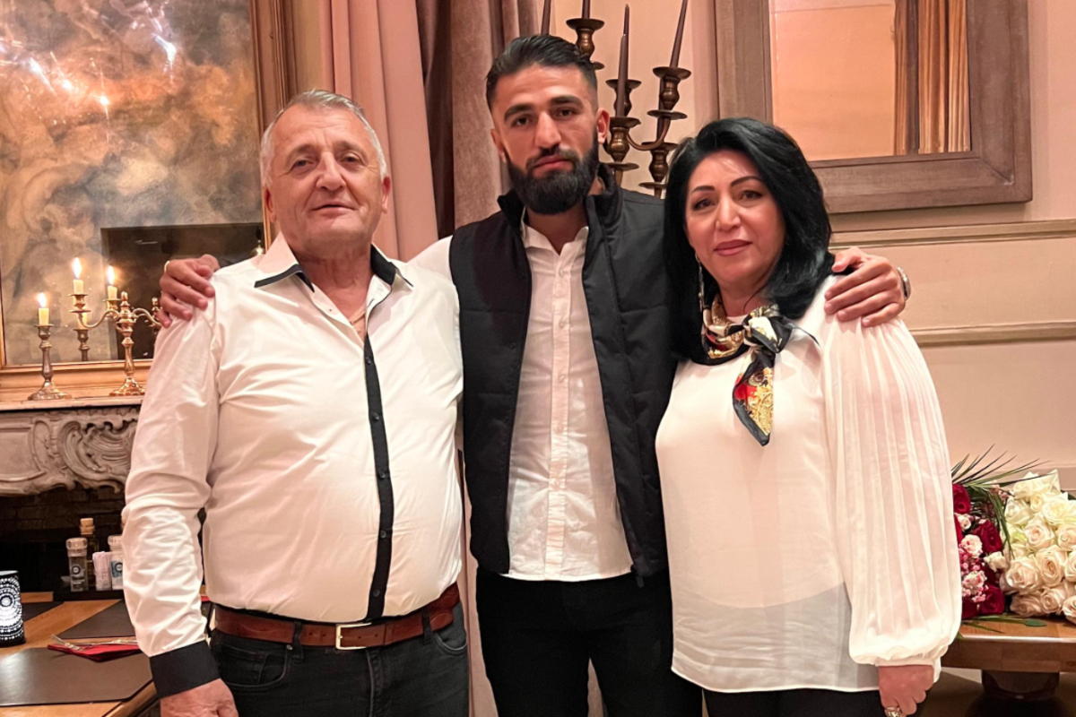 Marat Grigorian with his parents