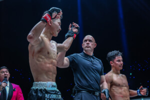 Shimon Yoshinari Johan Ghazali ONE SAMURAI 1 19