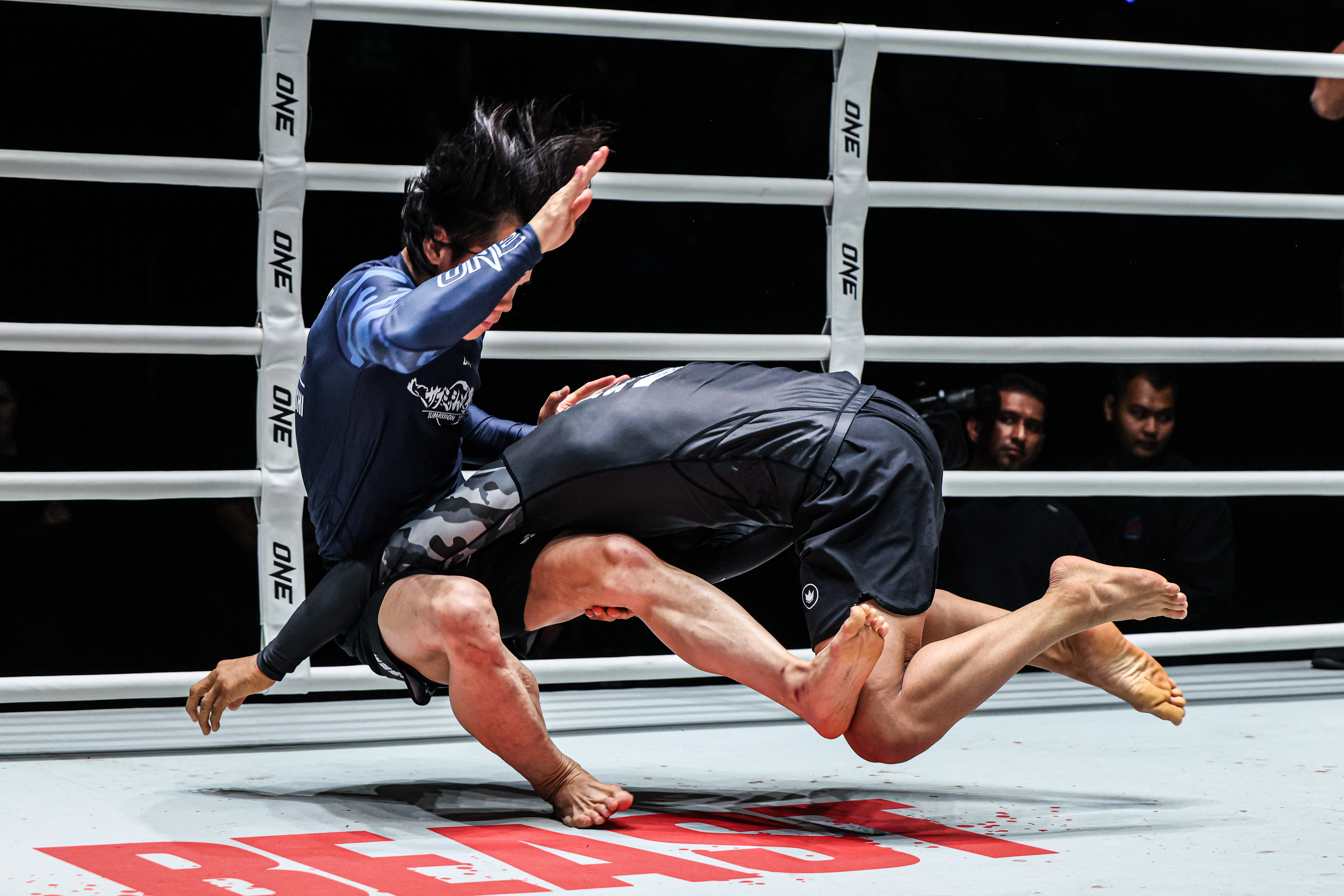 Diogo Reis Yuki Takahashi ONE Fight Night 43 6.jpg