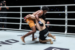 Fabio Henrique Yosuke Saruta ONE Fight Night 43 9