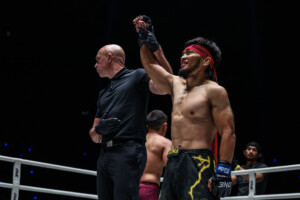 Lito Adiwang Eko Roni Saputra ONE Fight Night 43 11