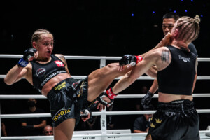 Martyna Dominczak Johanna Persson ONE Fight Night 43 2