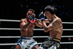 Nontachai Jitmuangnon Felipe Lobo ONE Fight Night 43 1