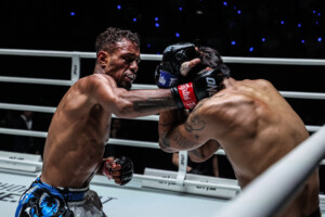 Nontachai Jitmuangnon Felipe Lobo ONE Fight Night 43 3