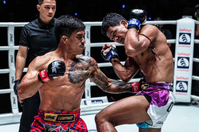 Panrit Lukjaomaesaiwaree lands a punch to Krisana Dowdenmuaythai's midsection at ONE Friday Fights 152.