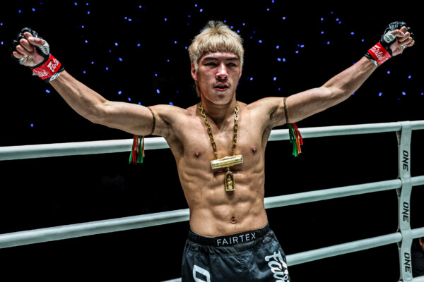 Yod IQ Or Pimolsri celebrates his knockout victory over Alexey Balyko